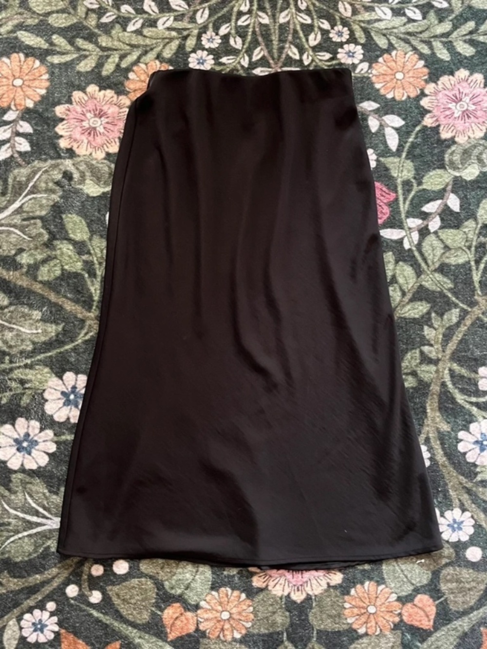 💒 A New Day Midi Slip Skirt 💒